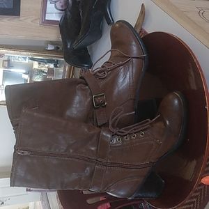 Heeled Brown Boots